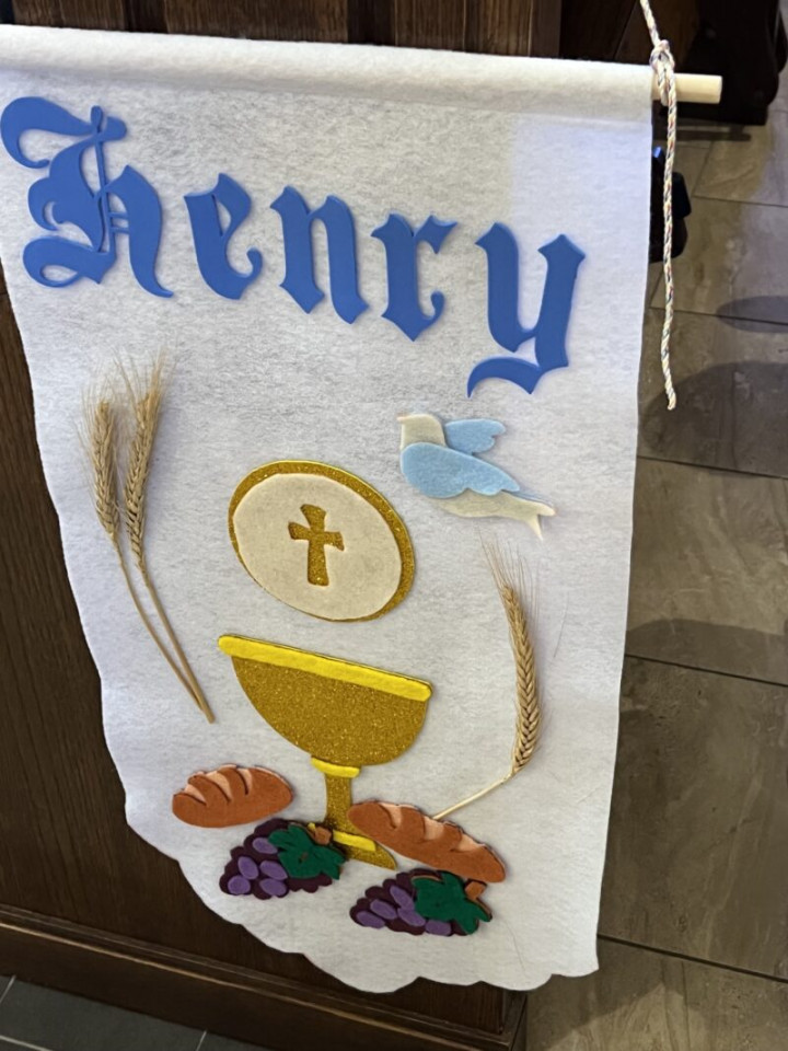 BEST First Holy Communion Banner Designs (That Kids Can Do)