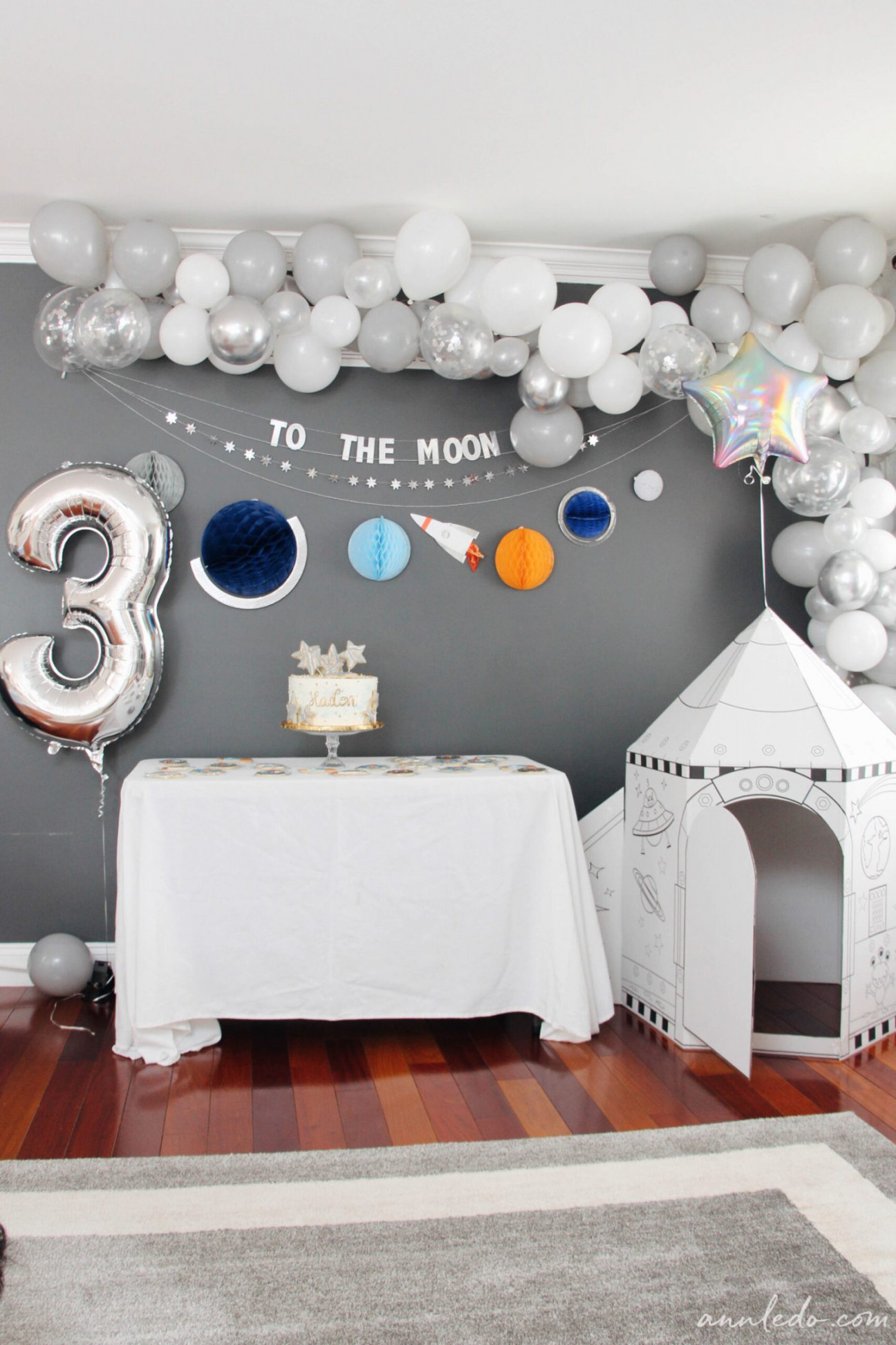 Galactic Space Themed Party // Out-of-this-World Birthday