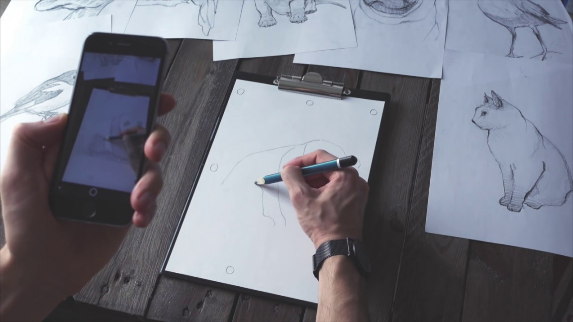 SketchAR puts virtual images on paper to let you trace drawings